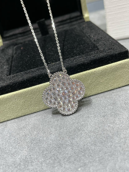 [Clover Jewelrys]CLOVER 25MM LARGE PENDANT DIAMOND PAVED SILVER NECKLACE