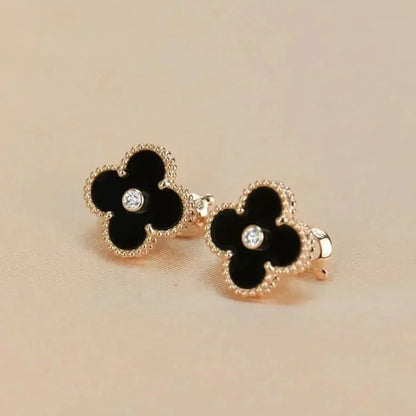 [Clover Jewelrys]CLOVER MEDIUM 1 MOTIFS ONYX DIAMOND EARRINGS