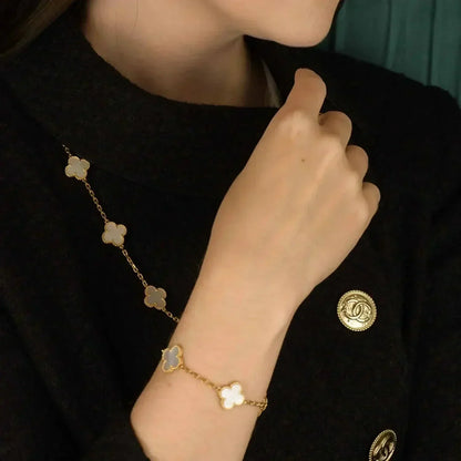 [Clover Jewelrys]CLOVER  5 MOTIF WHITE MOP BRACELET