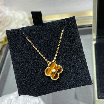 [Clover Jewelrys]CLOVER 15MM DIAMOND AND YELLOW TIGER'S EYE AGATE necklace