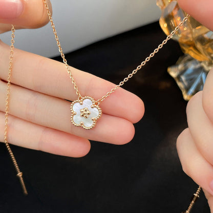 [Clover Jewelrys]LUCKY  WHITE MOP  PLUM BLOSSOM NECKLACE