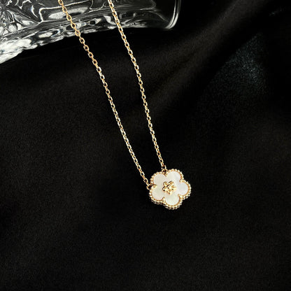 [Clover Jewelrys]LUCKY  WHITE MOP  PLUM BLOSSOM NECKLACE