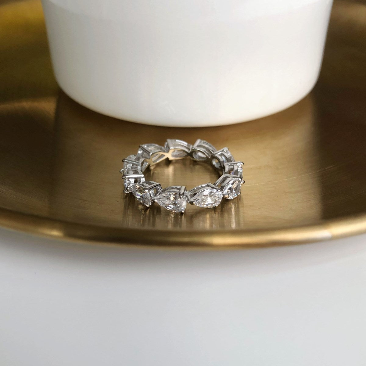 [Clover Jewelrys]Exquisite Pear Cut Tennis Ring