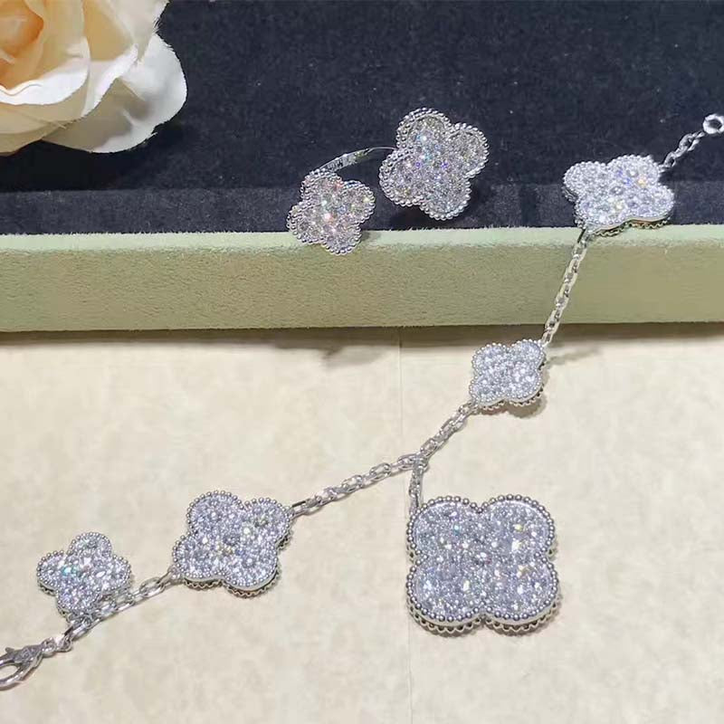 [Clover Jewelrys]CLOVER 6 MOTIFS SILVER DIAMOND BRACELET