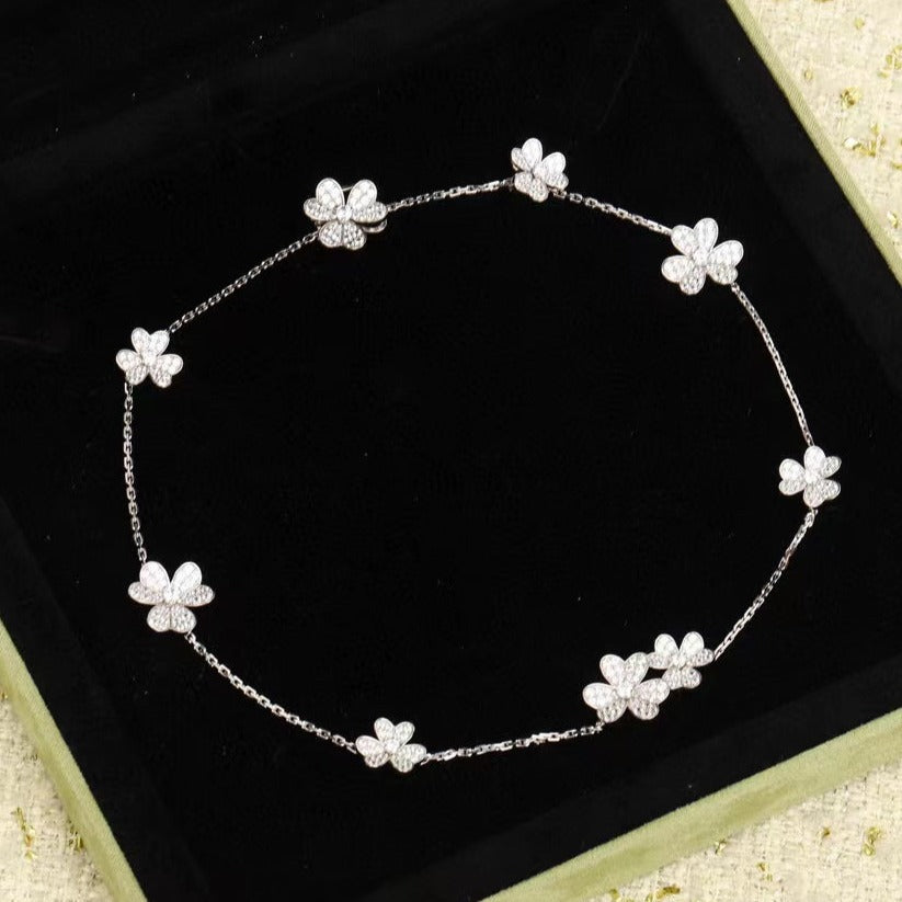 [Clover Jewelrys]FRIVOLE SILVER 9 FLOWERS NECKLACE