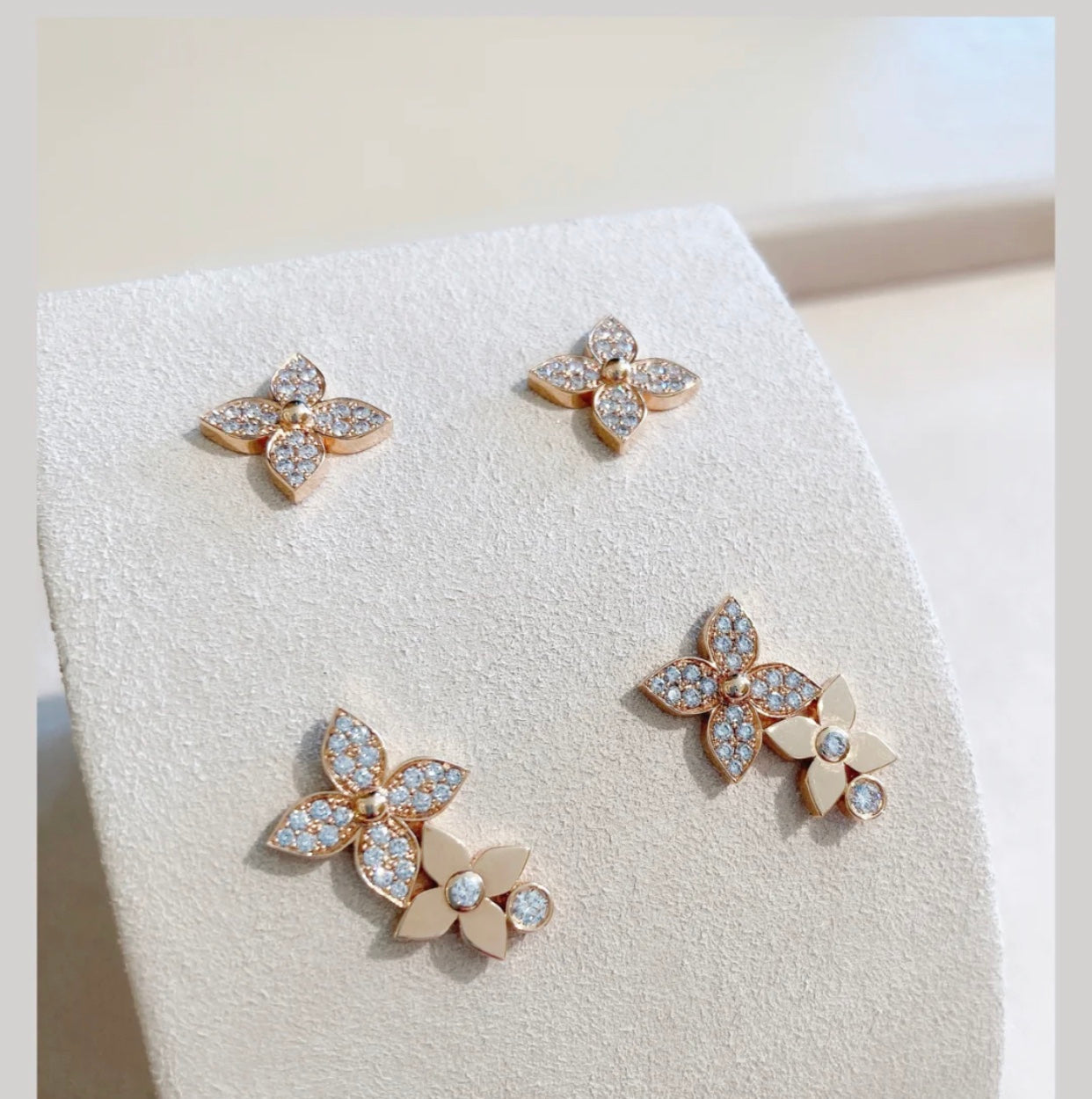 [Clover Jewelrys]STAR BLOSSOM STUD EARRINGS PINK GOLD DIAMONDS