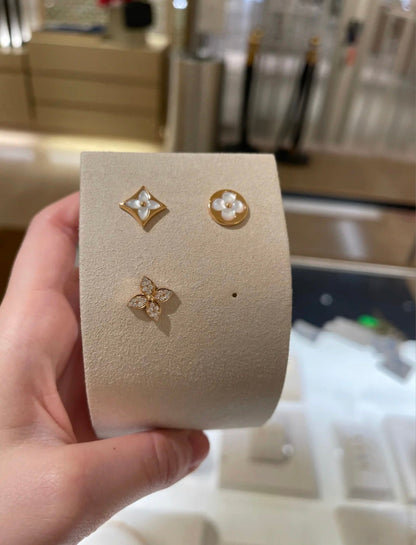 [Clover Jewelrys]STAR BLOSSOM STUD EARRINGS PINK GOLD DIAMONDS