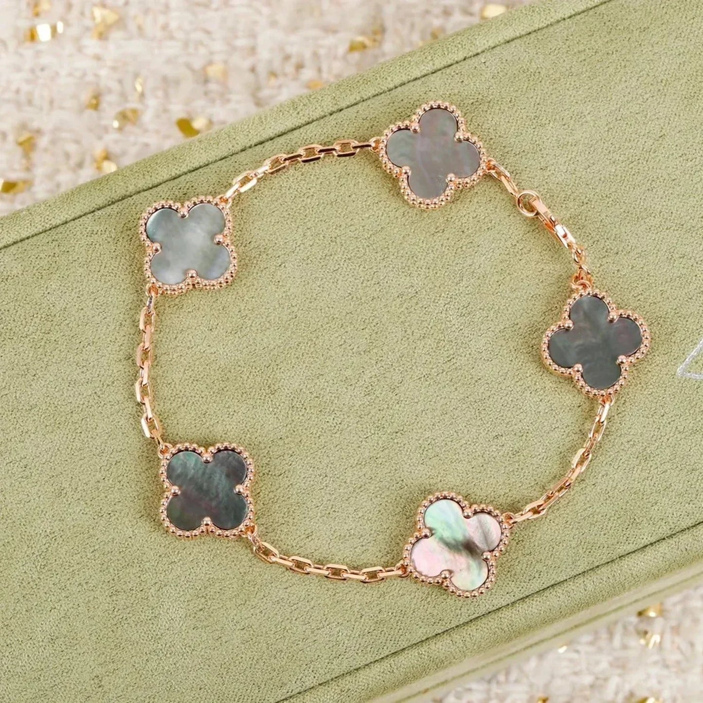 [Clover Jewelrys]CLOVER 5 MOTIF GRAY MOP  BRACELET