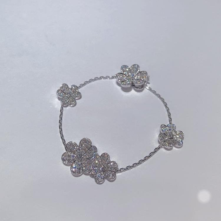 [Clover Jewelrys]FRIVOLE SILVER 5 FLOWERS BRACELET