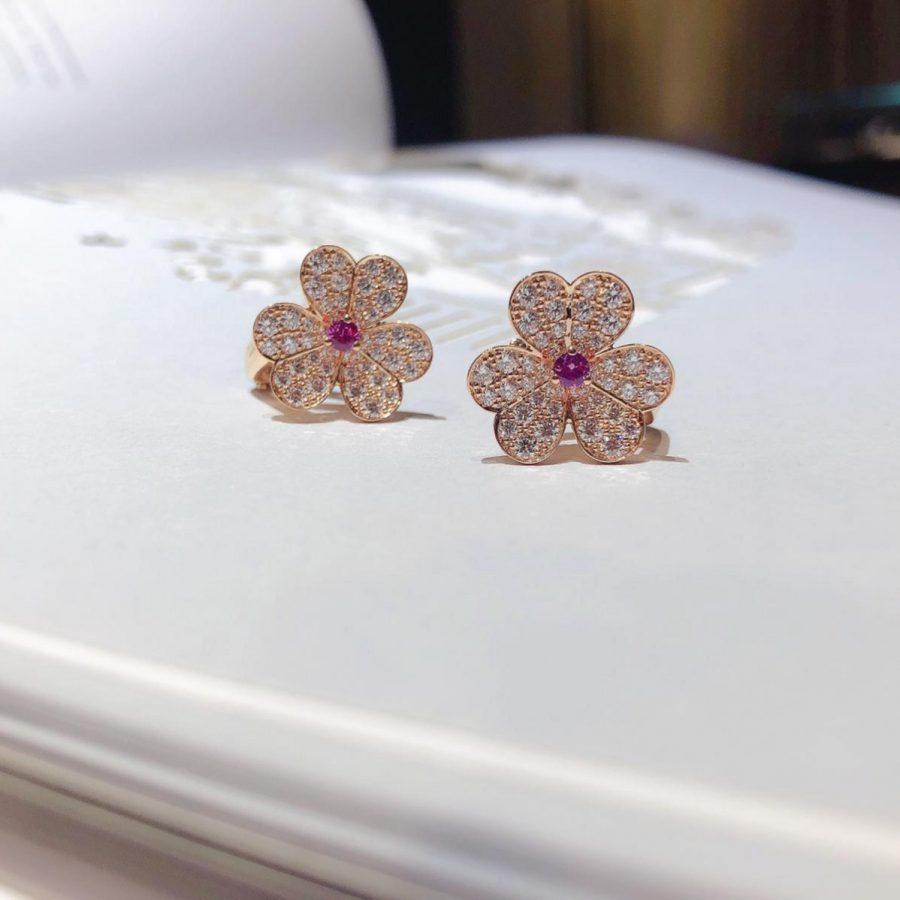 [Clover Jewelrys]FRIVOLE PINK GOLD FLOWER DIAMOND EARRINGS