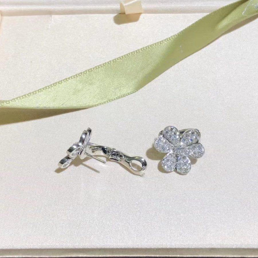 [Clover Jewelrys]FRIVOLE SILVER FLOWER DIAMOND EARRINGS