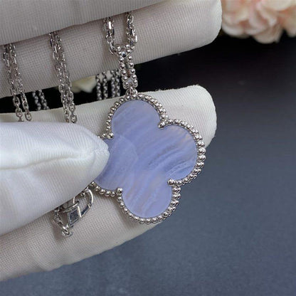 [Clover Jewelrys]CLOVER SILVER CHALCEDONY BIG CLOVER NECKLACE