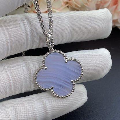 [Clover Jewelrys]CLOVER SILVER CHALCEDONY BIG CLOVER NECKLACE