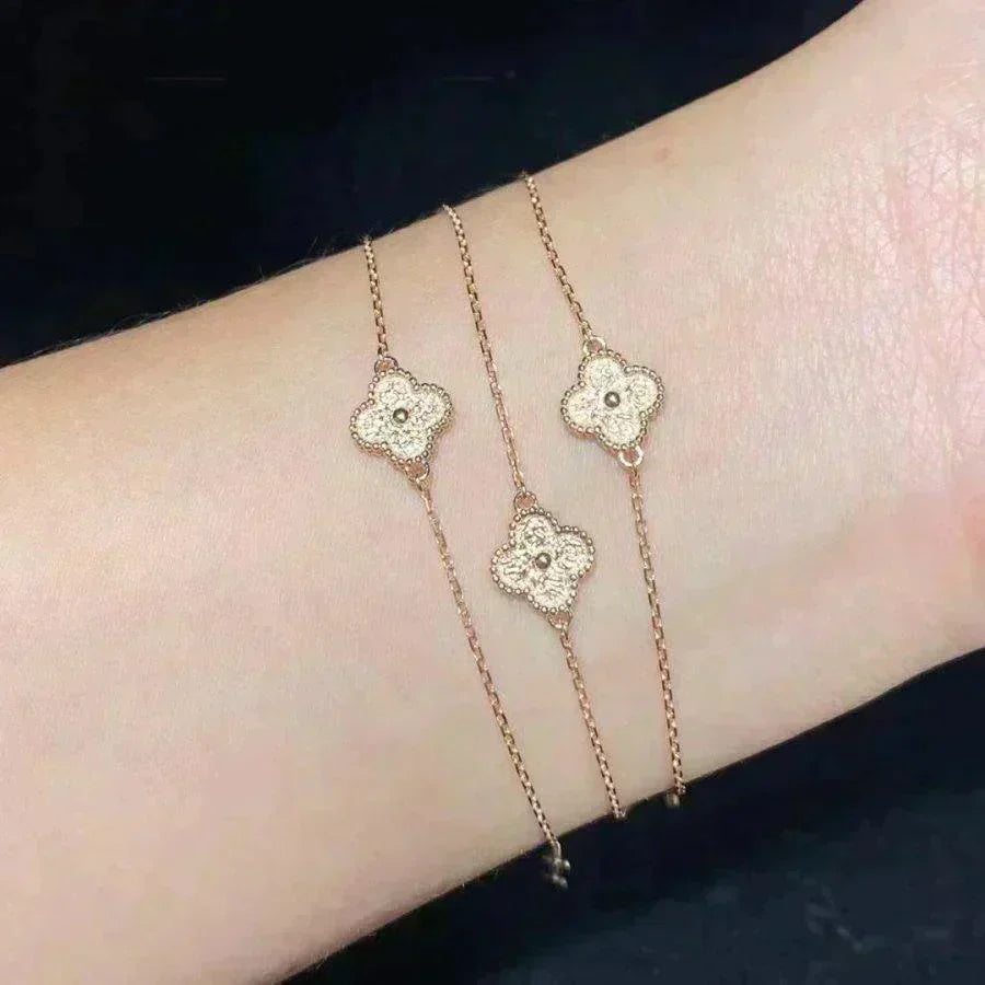 [Clover Jewelrys]CLOVER SINGLE FLOWER BRACELET