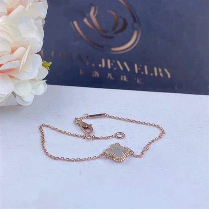 [Clover Jewelrys]CLOVER WHITE MOP SINGLE FLOWER BRACELET