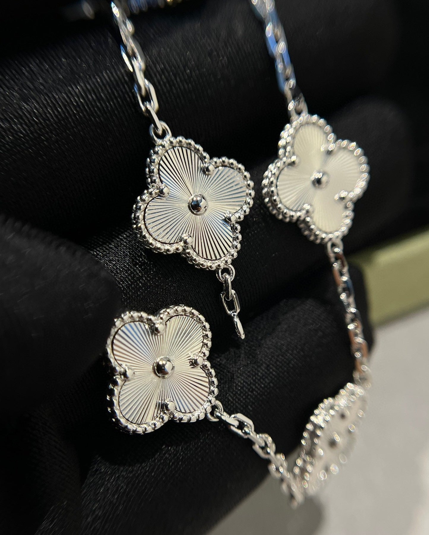 [Clover Jewelrys]CLOVER SILVER 5 MOTIFS BRACELET