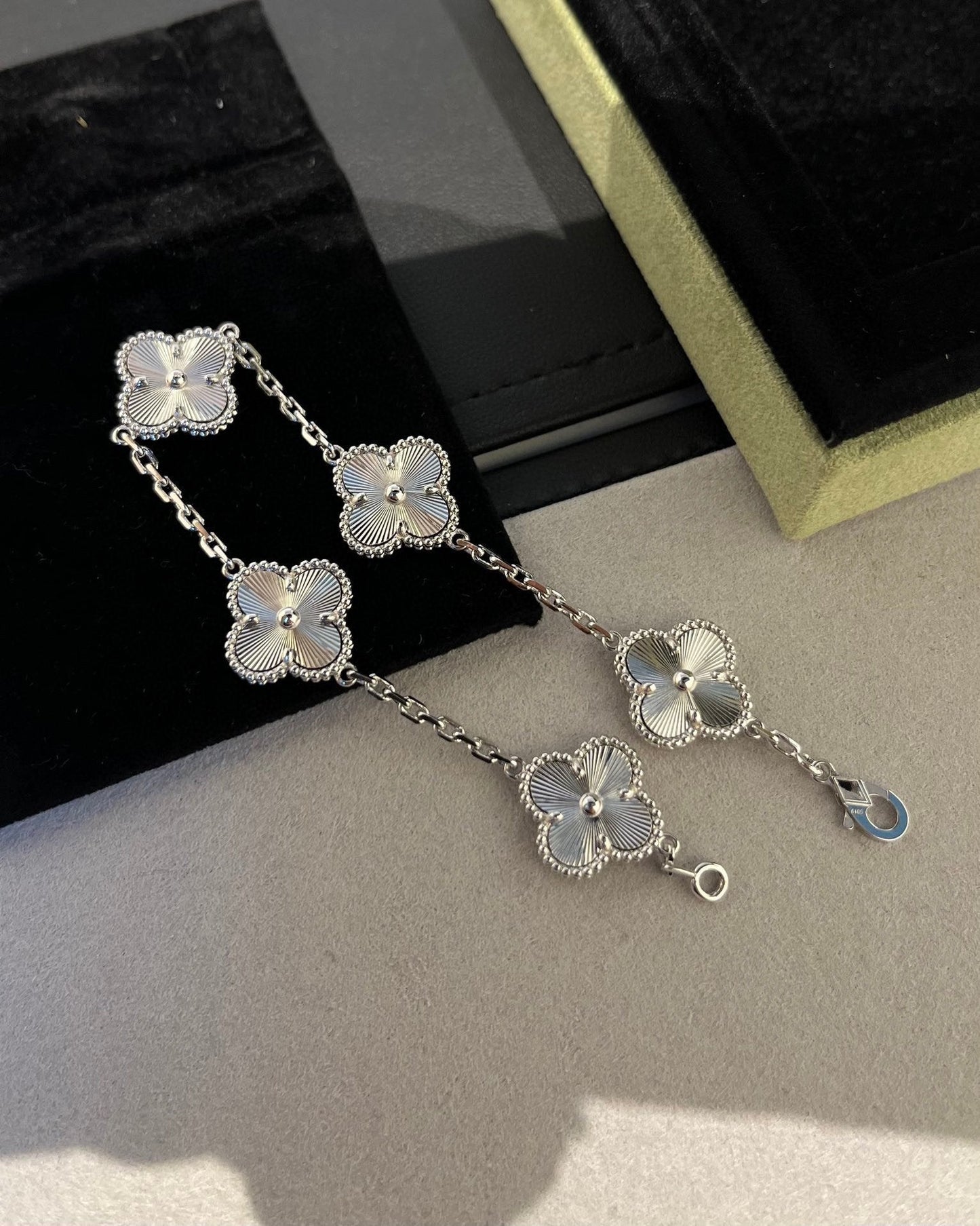 [Clover Jewelrys]CLOVER SILVER 5 MOTIFS BRACELET